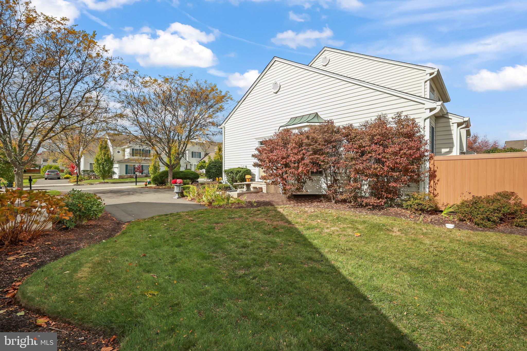 58 Maidenhead Road Princeton, NJ 08540 - Photo 41 of 45 Side Yard