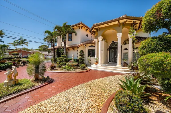 a view of a house with a outdoor space