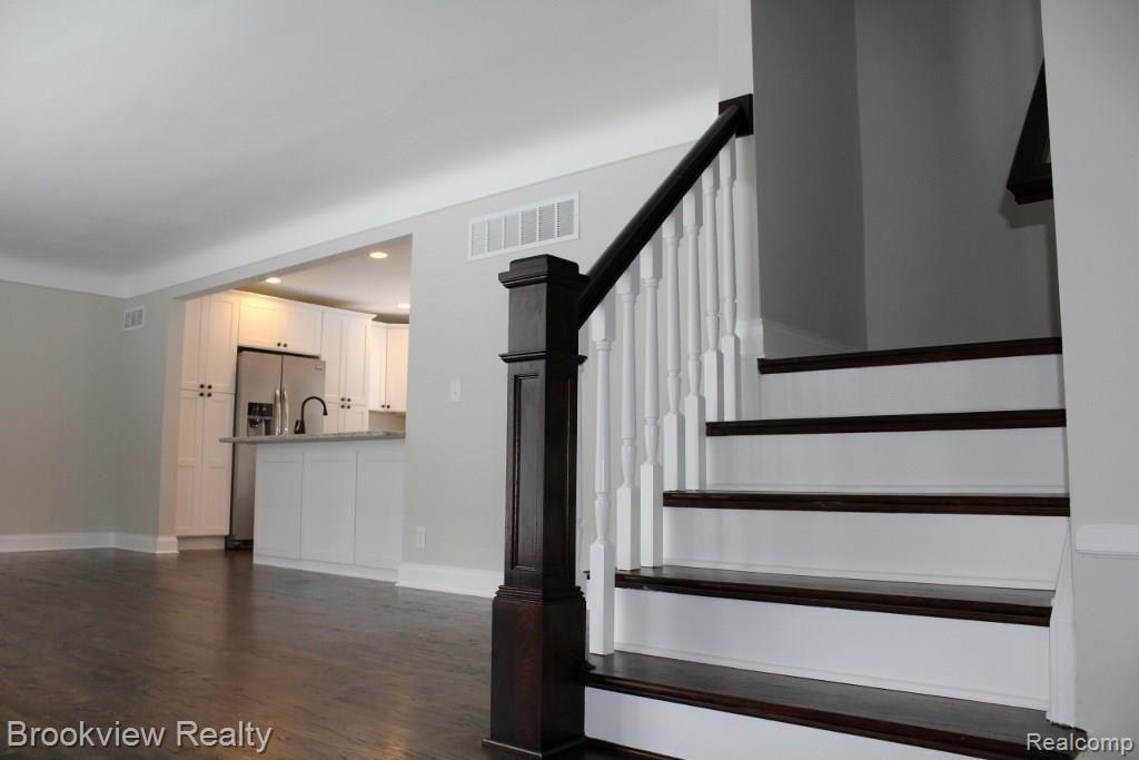 2956 Hillendale Drive Rochester Hills, MI 48309 - Photo 21 of 31