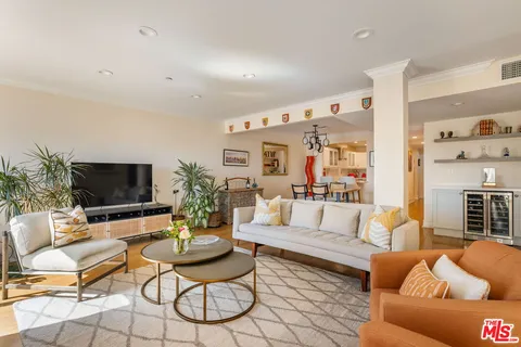 $1,399,000 | 1838 Westholme Avenue, Unit PH3, Los Angeles, CA 90025