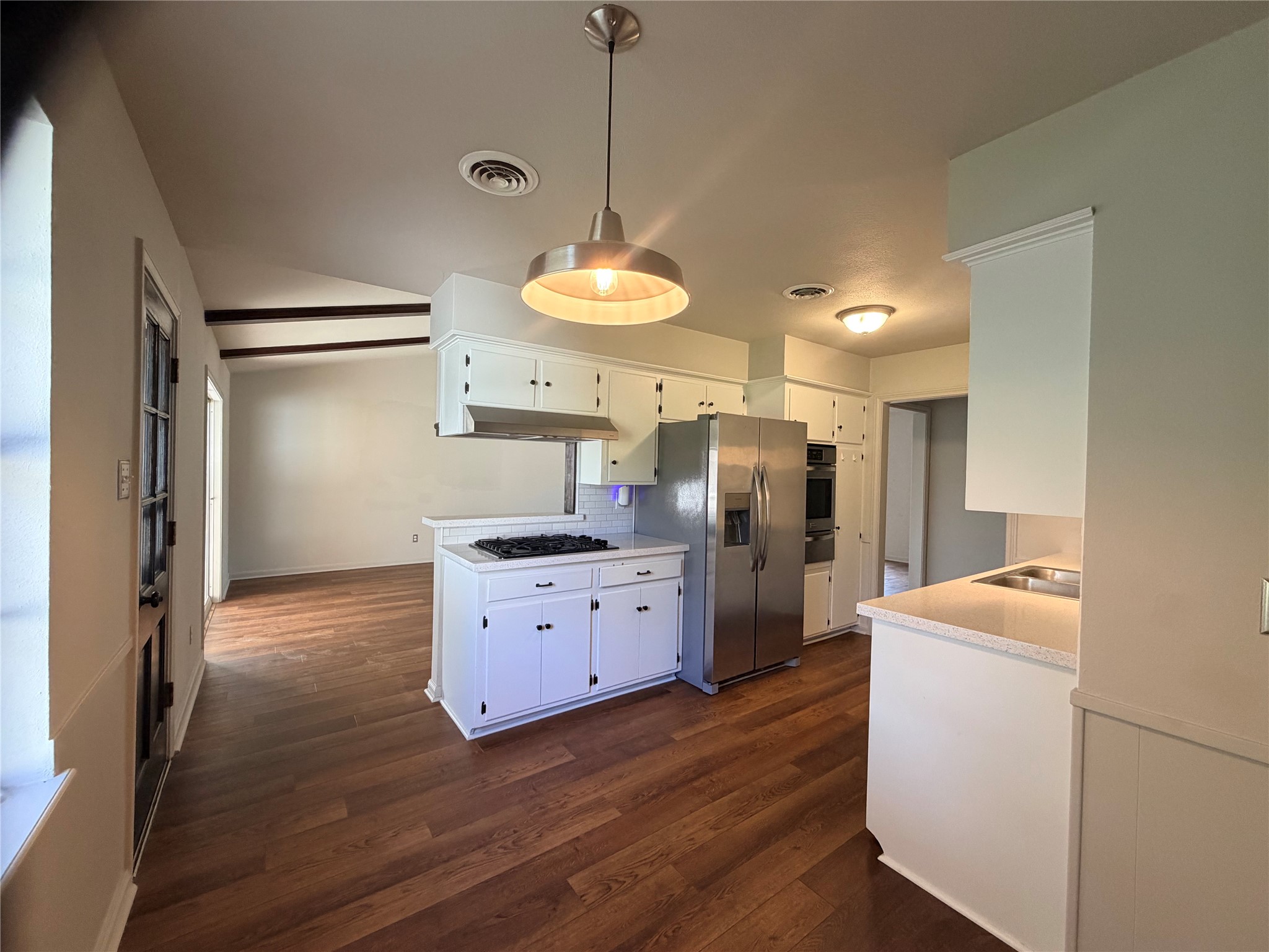 7603 Grape Street Houston, TX 77074 - Photo 14 of 25 Kitchen View Counters