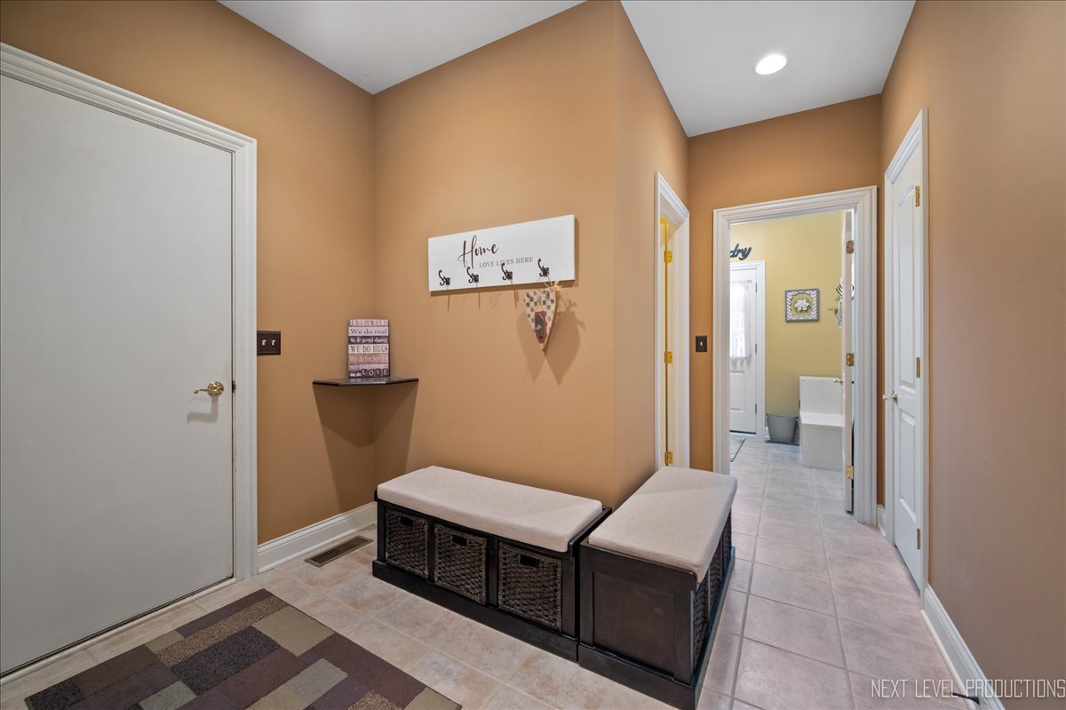 802 Wild Ginger Road Sugar Grove, IL 60554 - Photo 20 of 35