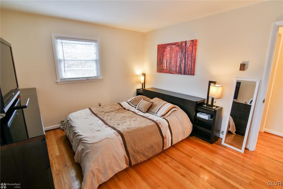 1335 Russett Road Allentown, PA 18104 - Photo 12 of 30 Gallery Image 12