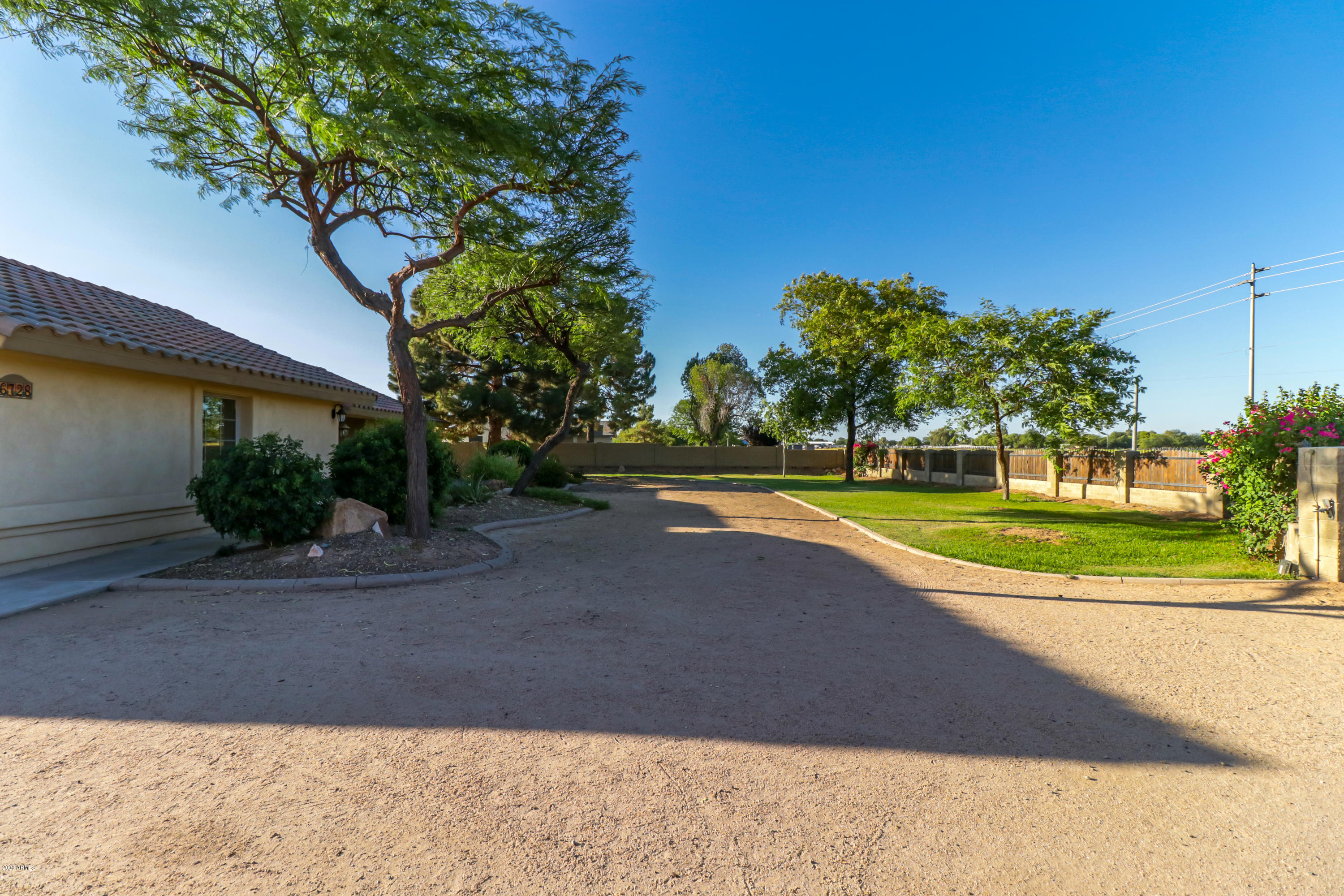 6728 North Citrus Road Waddell, AZ 85355 - Photo 7 of 51 4