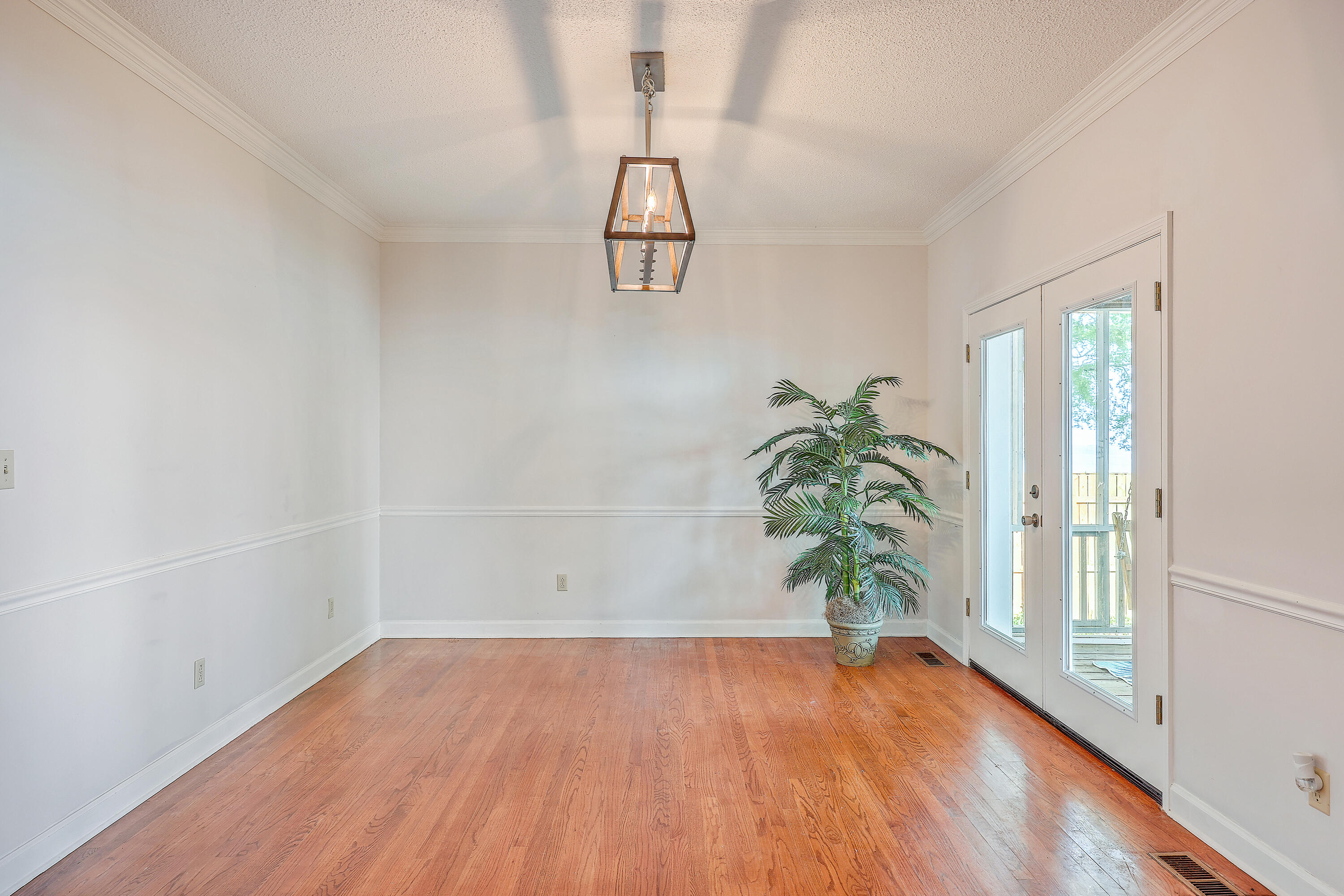 280 Suwanee Drive Vance, SC 29163 - Photo 13 of 57 Spacious Dining