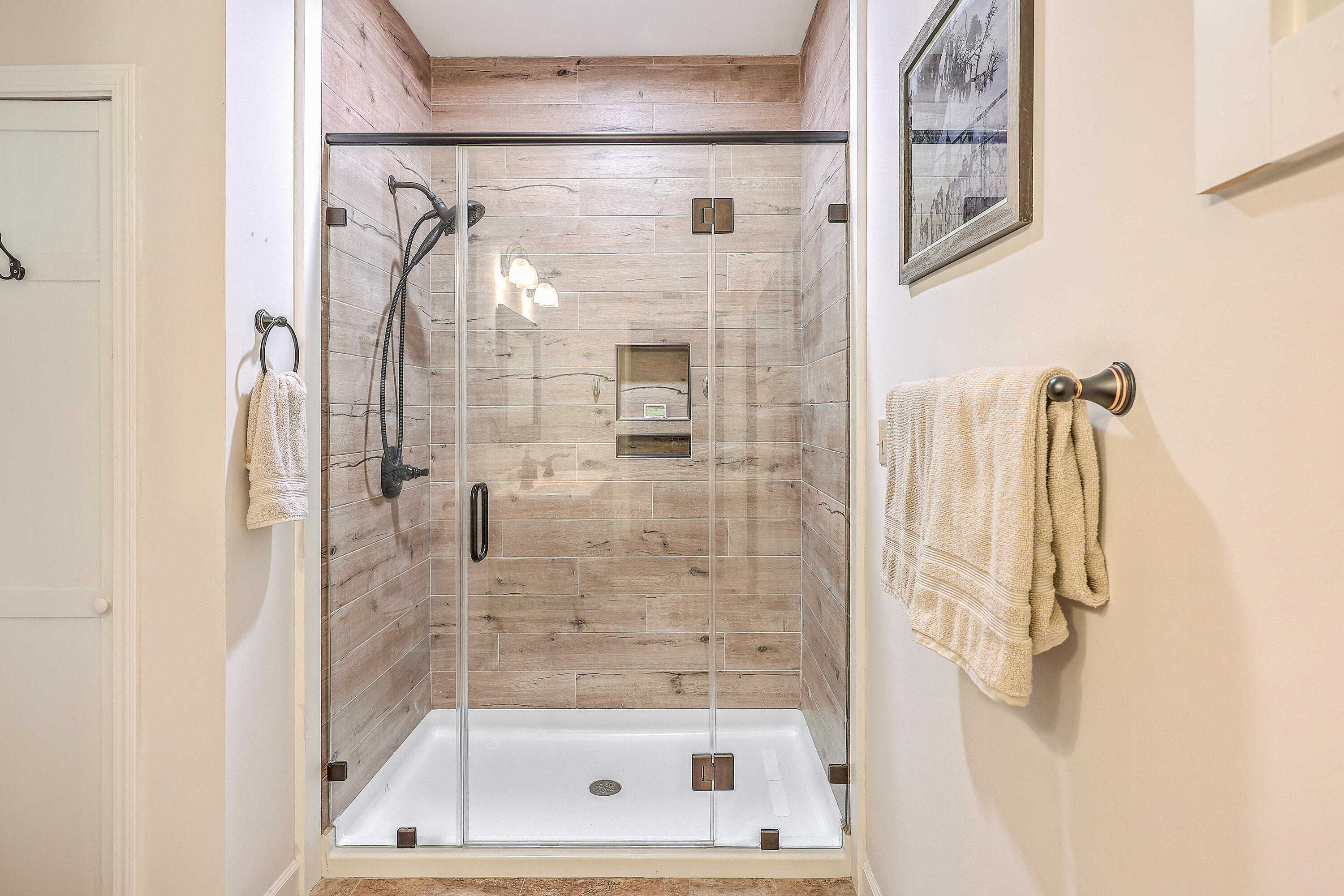 280 Suwanee Drive Vance, SC 29163 - Photo 27 of 57 Tile Shower