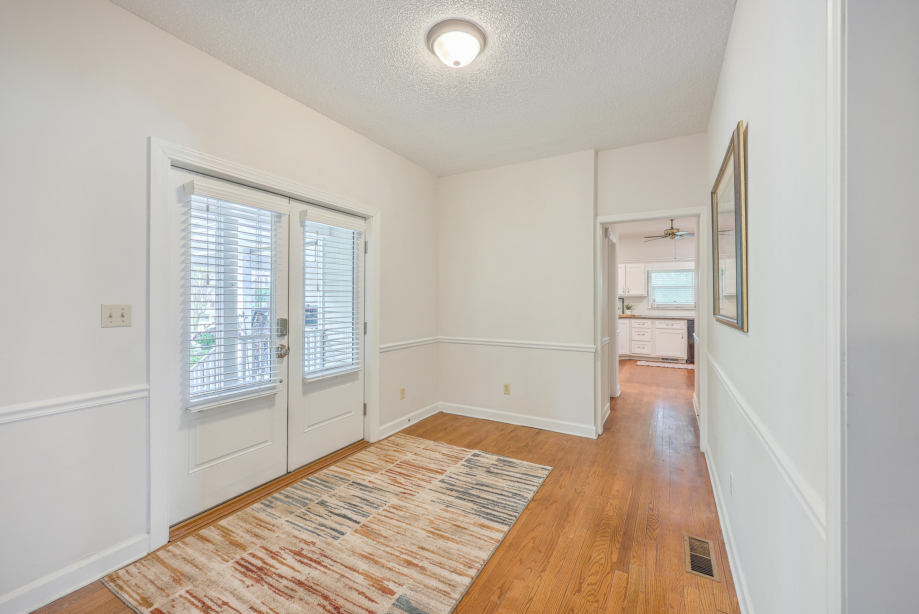 280 Suwanee Drive Vance, SC 29163 - Photo 6 of 57 Spacious Foyer
