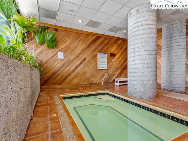 $2,000 | 303 Sugar Top Drive, Unit 2302, Sugar Mountain, NC 28604