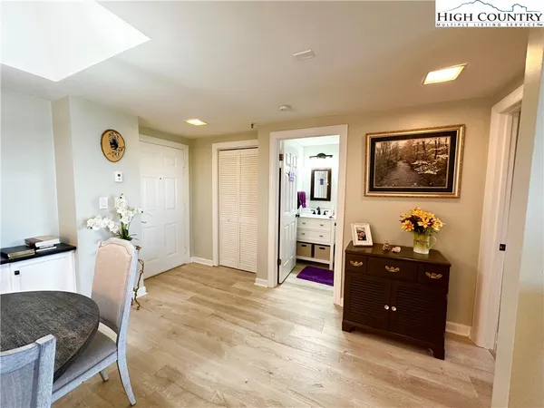 $2,000 | 303 Sugar Top Drive, Unit 2302, Sugar Mountain, NC 28604