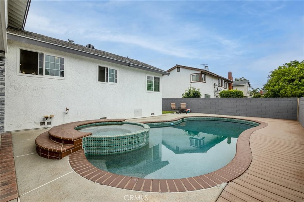 1216 Baseline Road La Verne, CA 91750 - Photo 18 of 37 a view of outdoor kitchen with a tub and couches