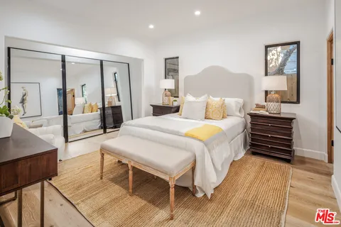 $2,795,000 | 913 South Mullen Avenue, Los Angeles, CA 90019