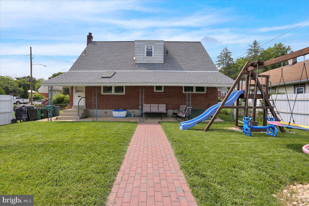 1326 Columbia Avenue Reading, PA 19607 - Photo 34 of 37