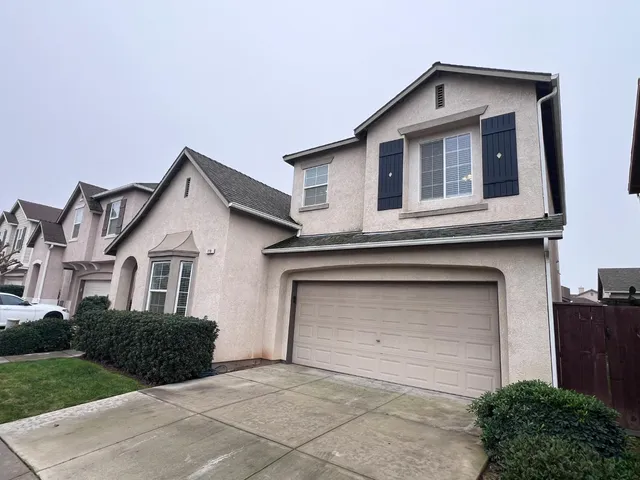 $2,250 | 770 West Brittany Lane, Clovis, CA 93619