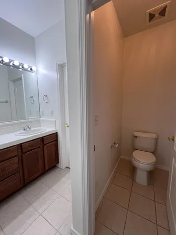 $2,250 | 770 West Brittany Lane, Clovis, CA 93619