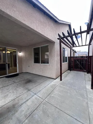 $2,250 | 770 West Brittany Lane, Clovis, CA 93619