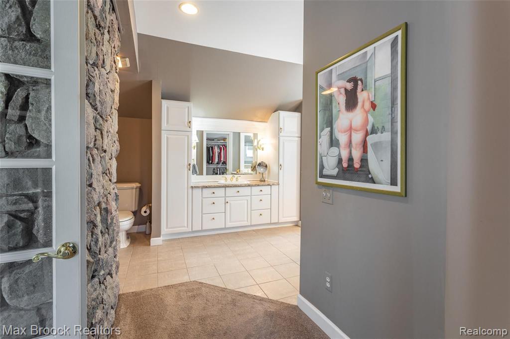 18277 Beverly Road Beverly Hills, MI 48025 - Photo 33 of 44