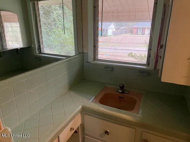 $129,900 | 105 East Sunset Drive, Brandon, MS 39042