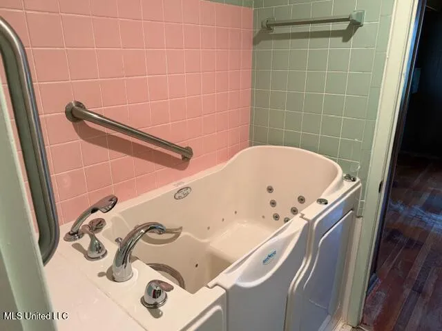 $129,900 | 105 East Sunset Drive, Brandon, MS 39042