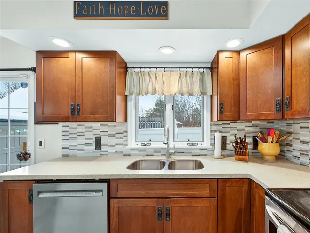 $399,000 | 1725 Parkside Place, Lima, NY 14485