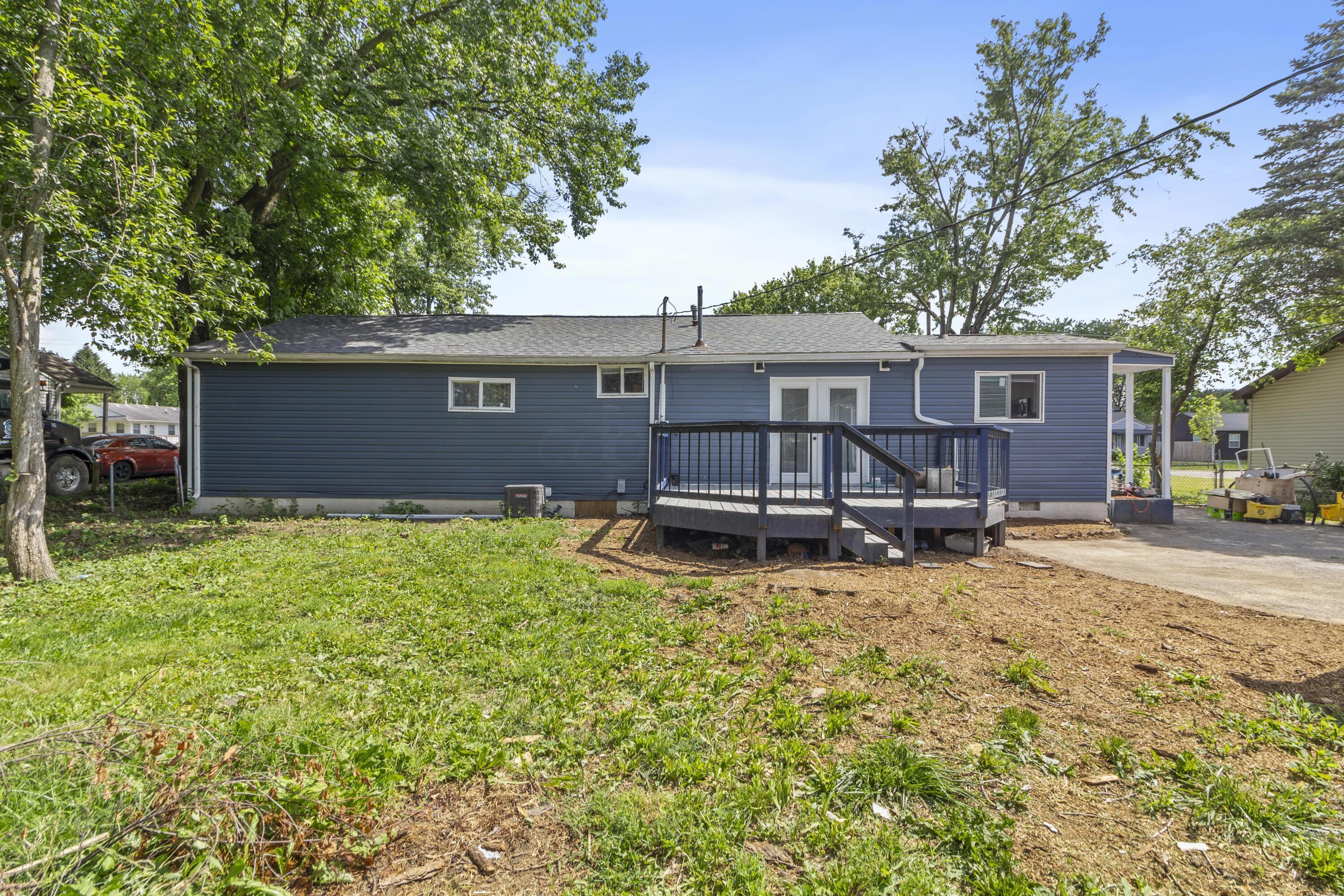 558 Stockbridge Road Columbus, OH 43207 - Photo 17 of 20 a (18)-min