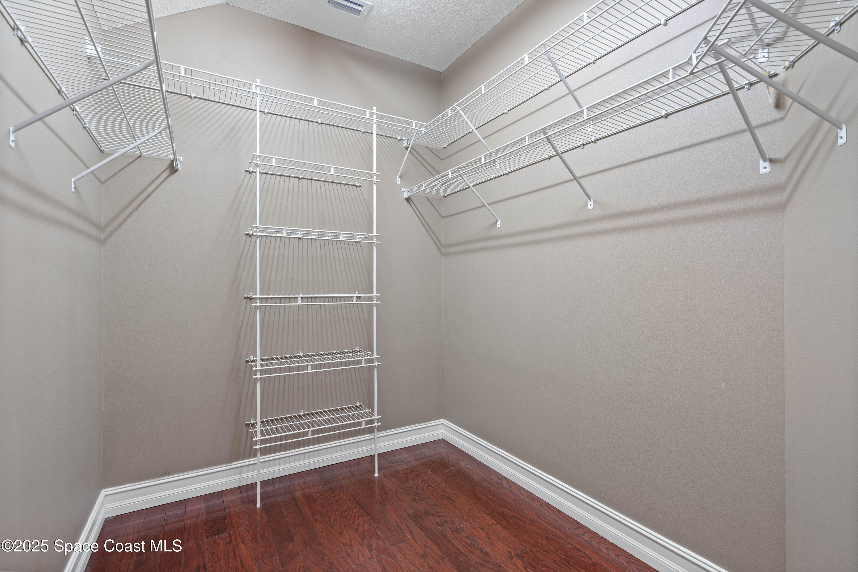 2869 Hiawatha Avenue Northeast Palm Bay, FL 32905 - Photo 17 of 49 DSC00086