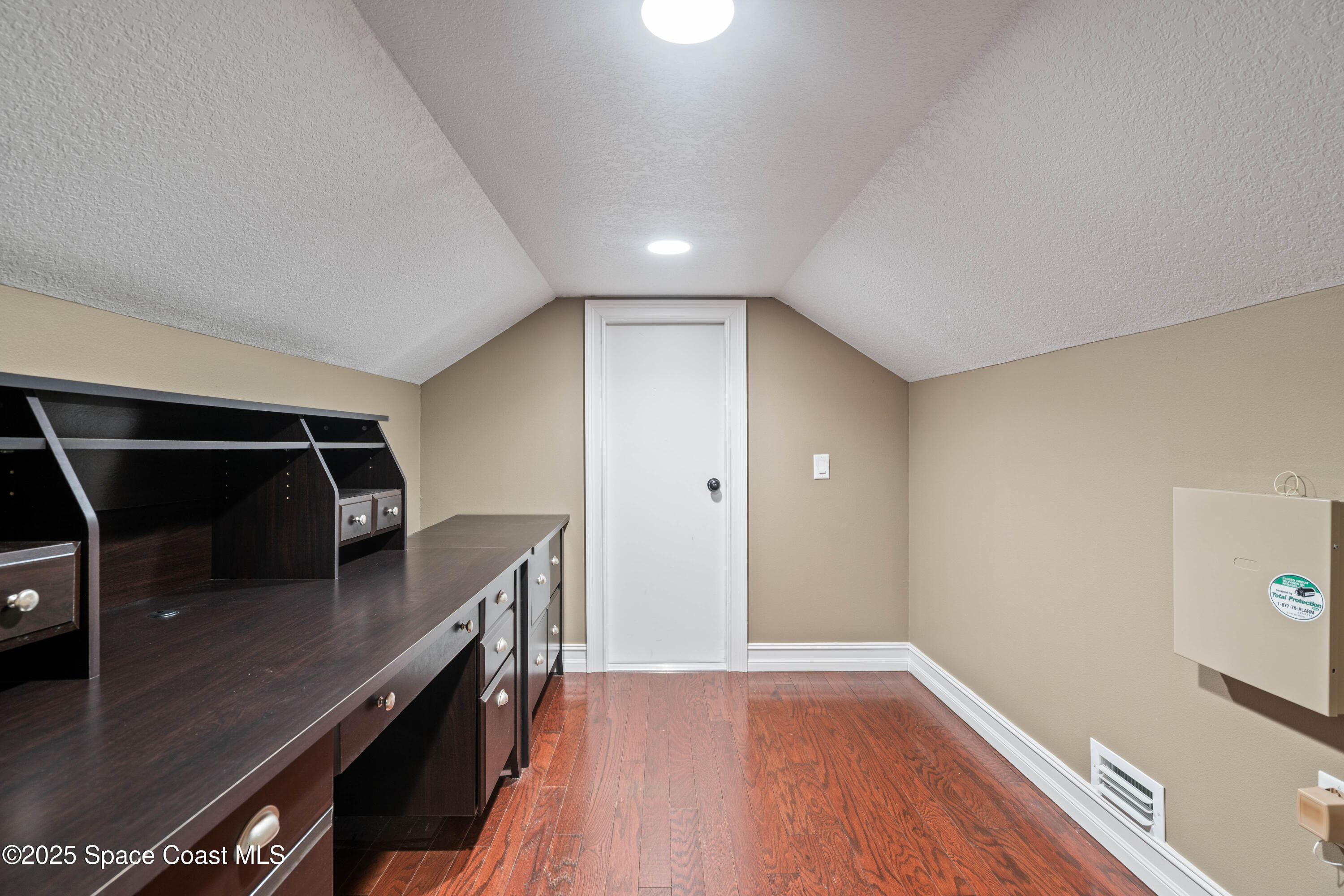 2869 Hiawatha Avenue Northeast Palm Bay, FL 32905 - Photo 18 of 49 DSC00091