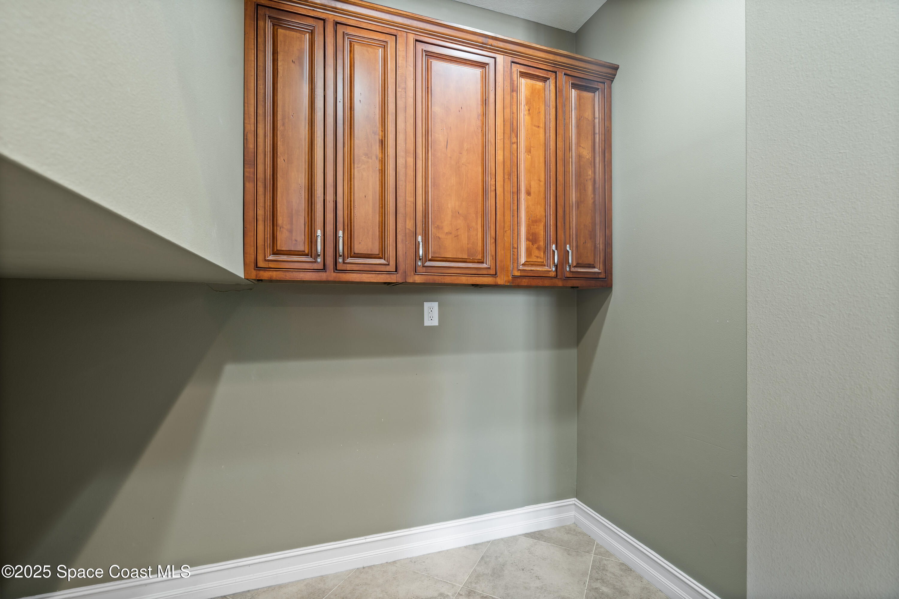 2869 Hiawatha Avenue Northeast Palm Bay, FL 32905 - Photo 30 of 49 DSC00051