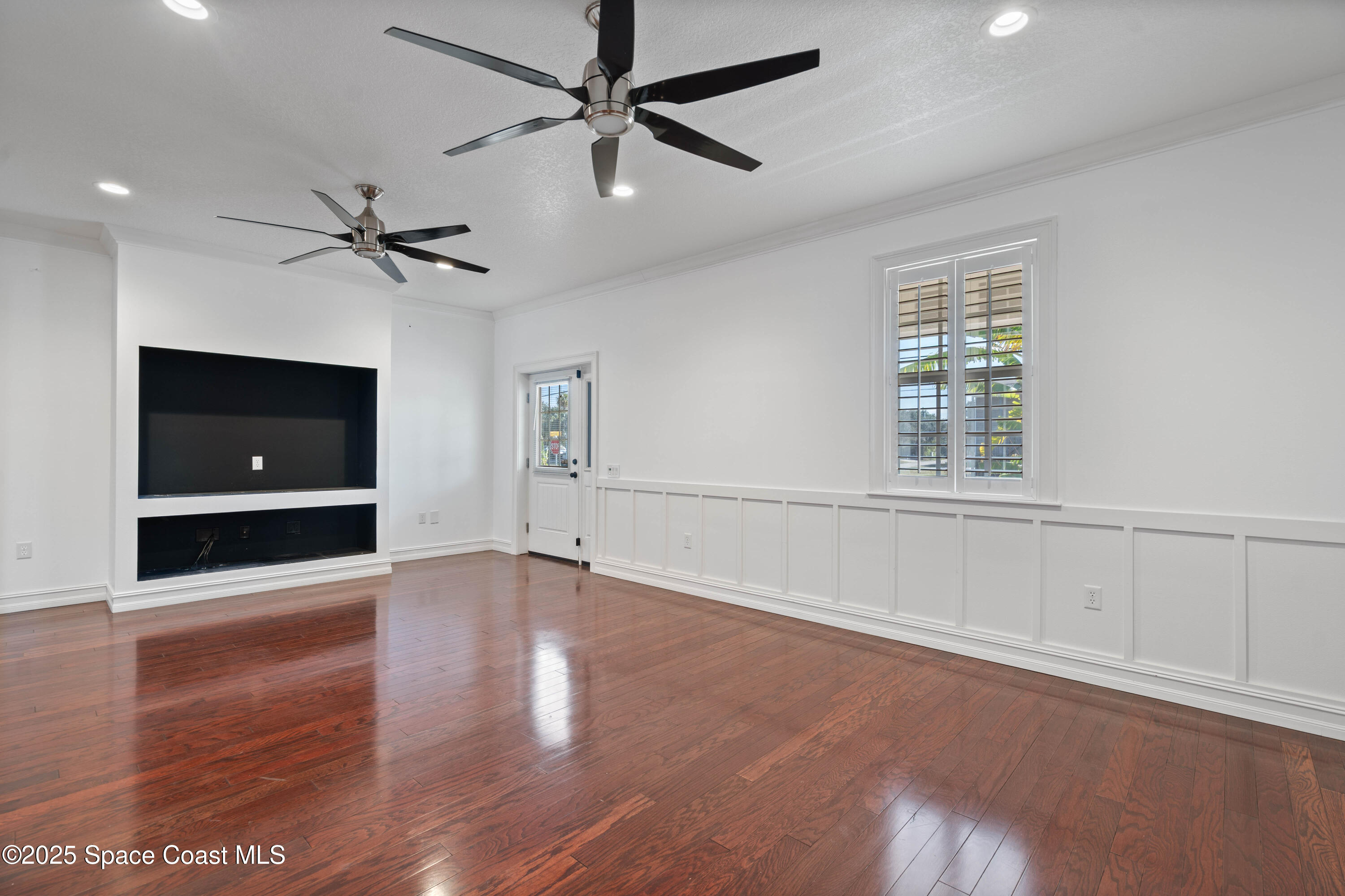 2869 Hiawatha Avenue Northeast Palm Bay, FL 32905 - Photo 5 of 49 DSC00056