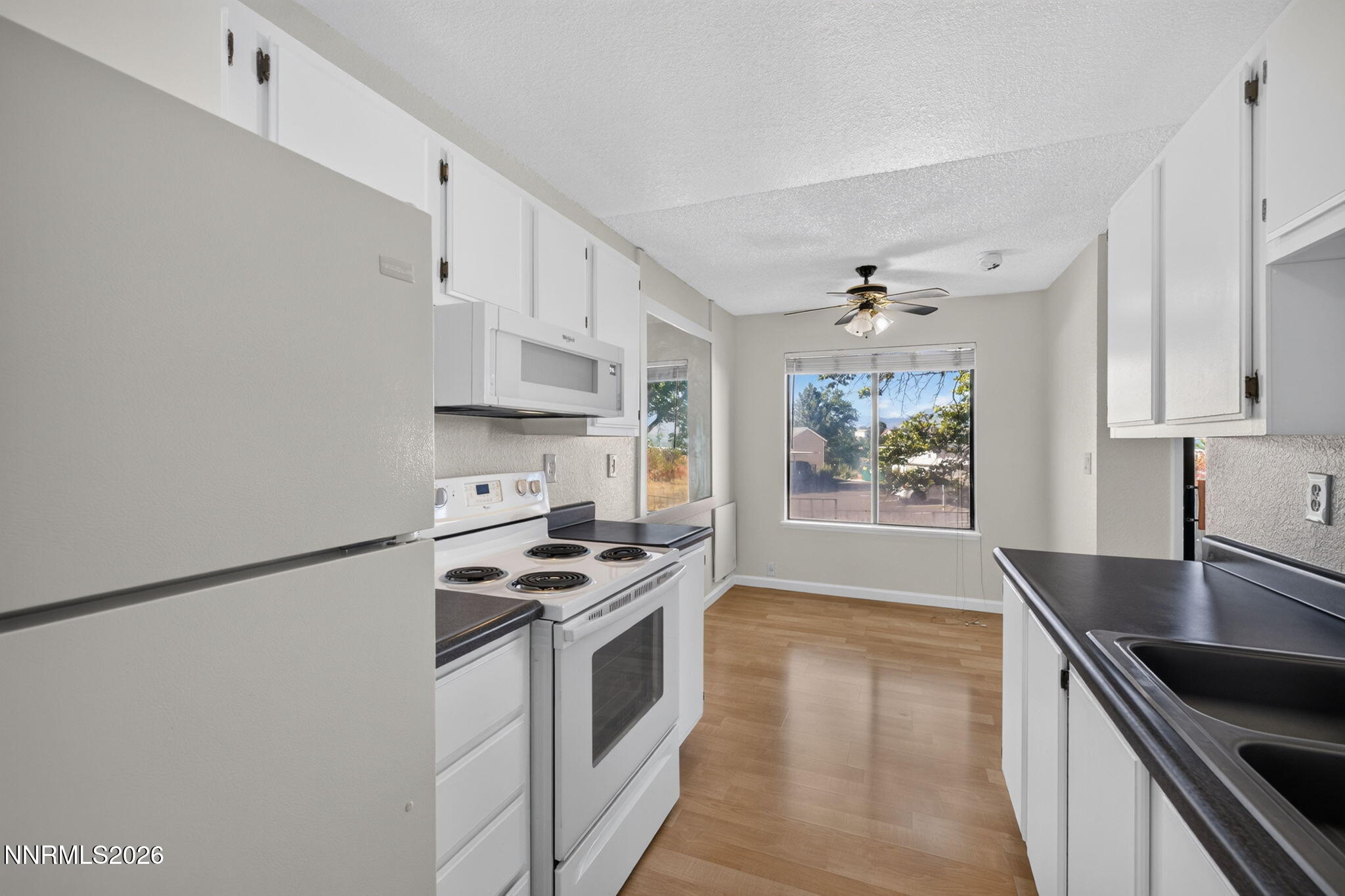 3865 East Leonesio Drive, Unit G1 Reno, NV 89512 - Photo 14 of 28 18-web-or-mls-014_IMG_2374