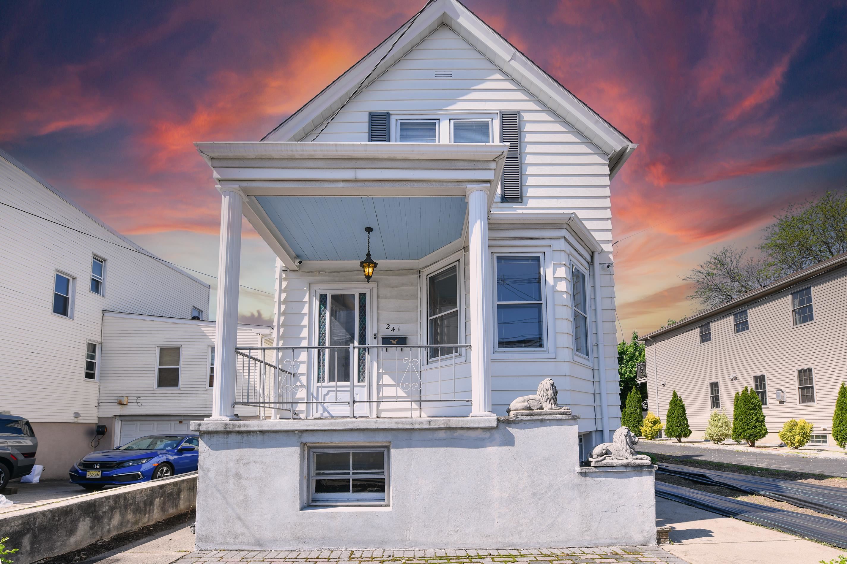 241 Maple Street Secaucus, NJ 07094 - Photo 33 of 34