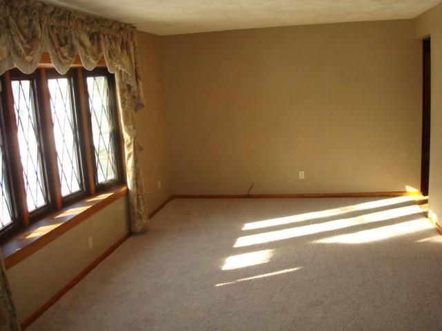 3606 River Bluff Road Anderson, IN 46012 - Photo 2 of 11 Gallery Image 2