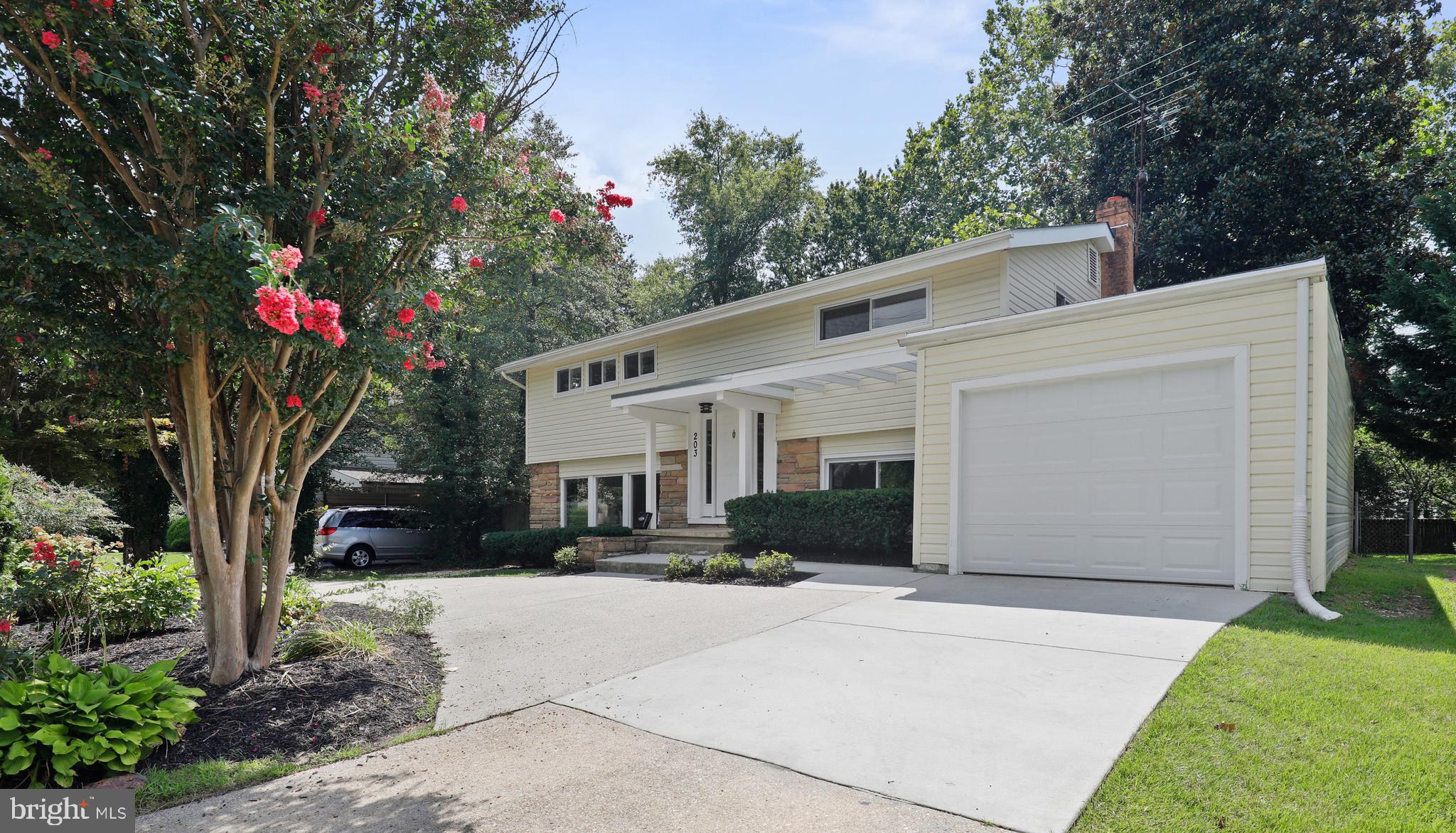 203 Benfield Road Severna Park, MD 21146 - Photo 1 of 43 Lovely 5 bedroom home in the heart of Severna Park