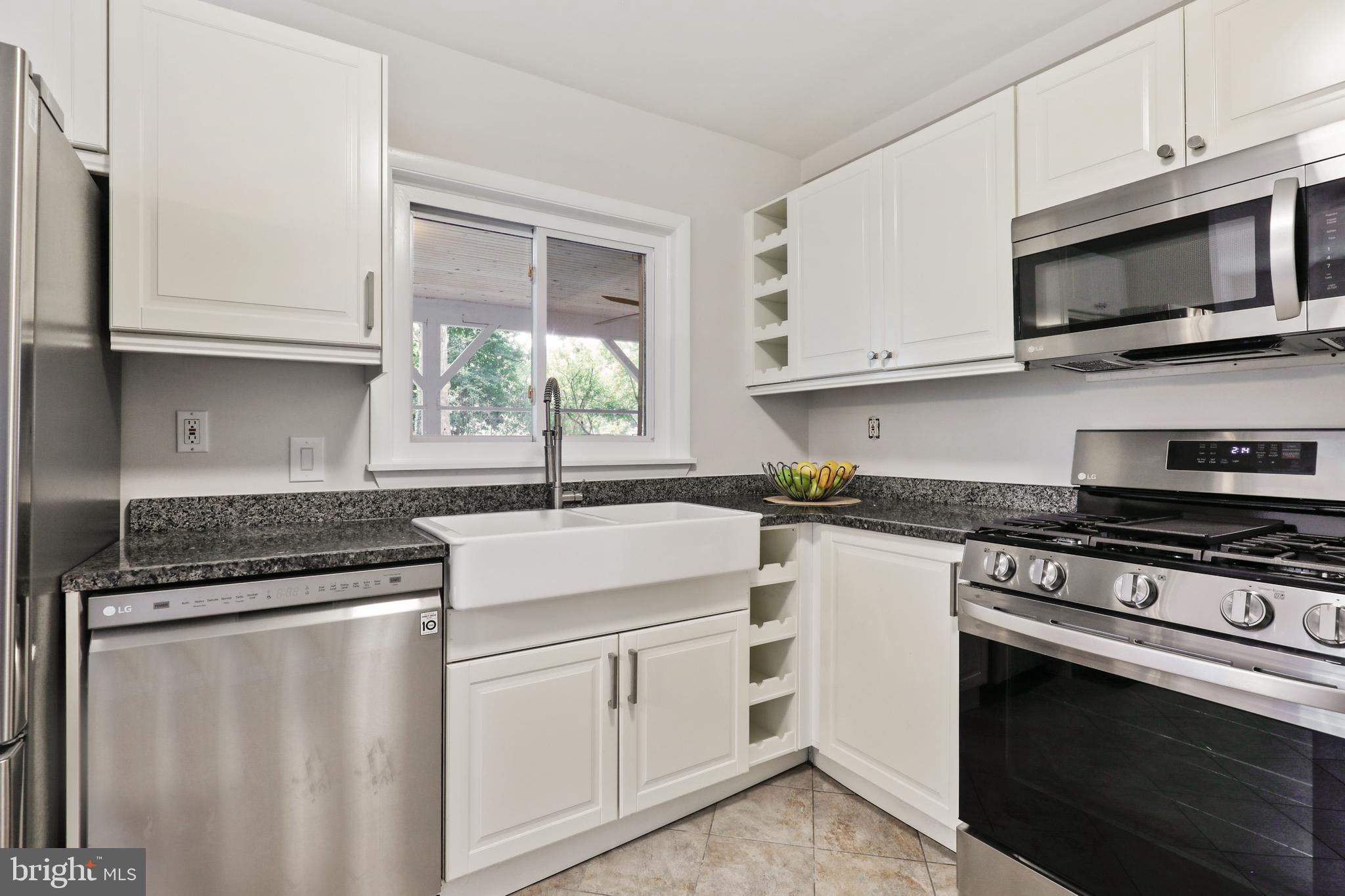203 Benfield Road Severna Park, MD 21146 - Photo 12 of 43 Lovely large farm sink