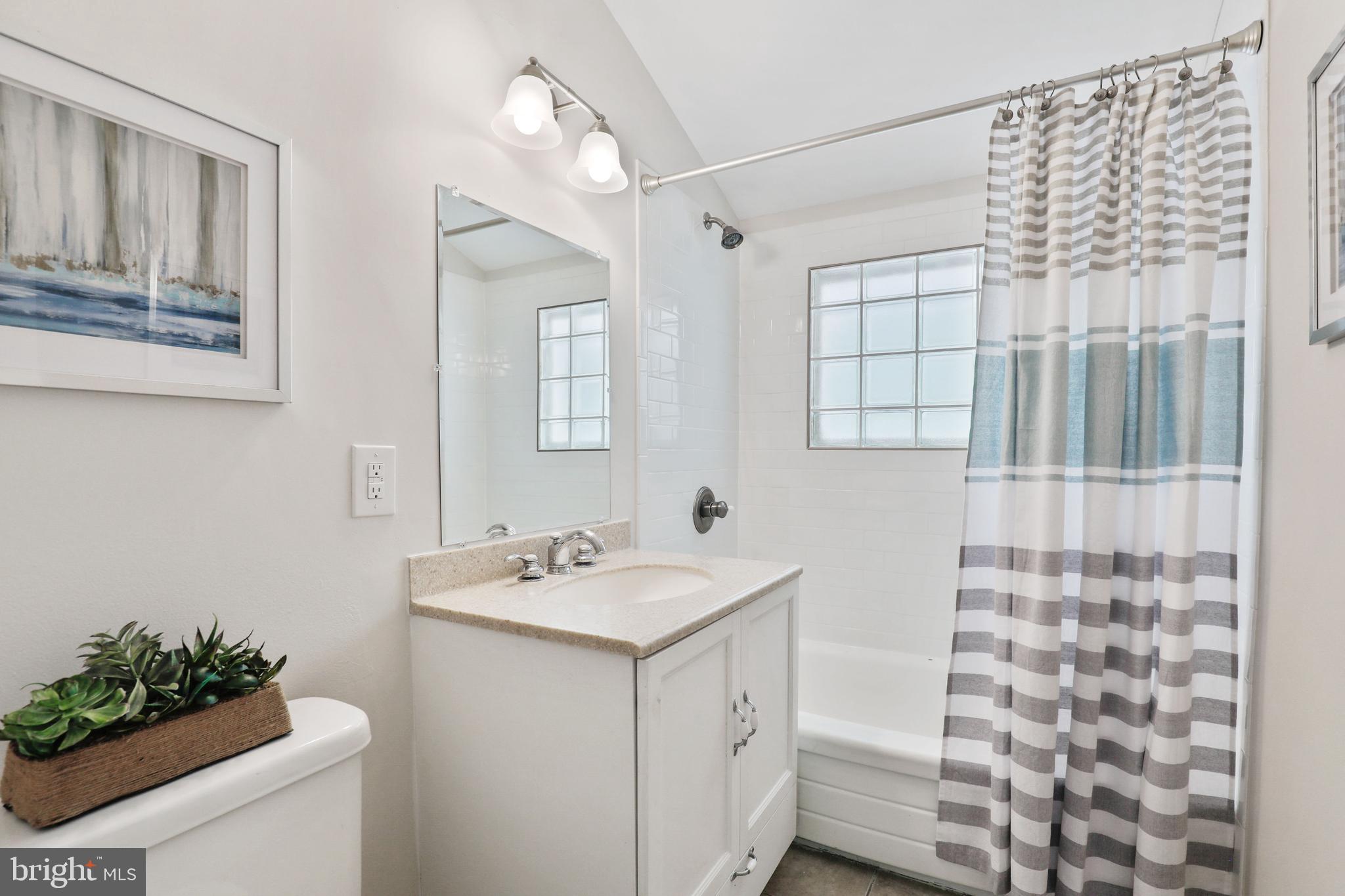 203 Benfield Road Severna Park, MD 21146 - Photo 29 of 43 Hall full bath