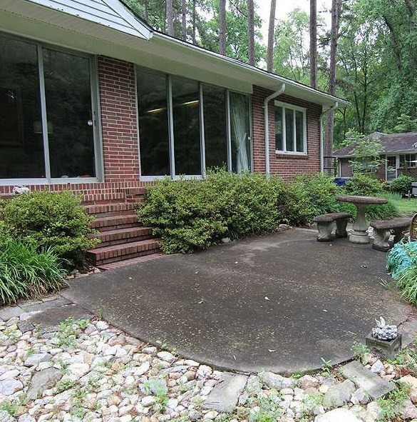 727 Runnymede Road Raleigh, NC 27607 - Photo 10 of 14 backyard patio