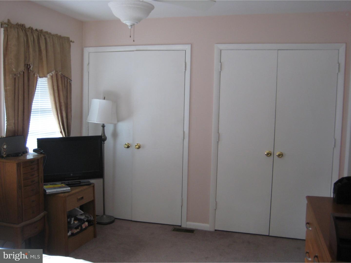 601 Grant Road, Unit 47 Folcroft, PA 19032 - Photo 12 of 17 Closet