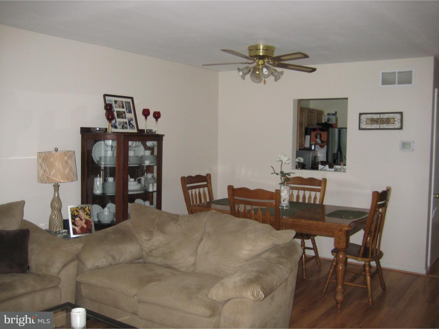 601 Grant Road, Unit 47 Folcroft, PA 19032 - Photo 9 of 17 Dining Room
