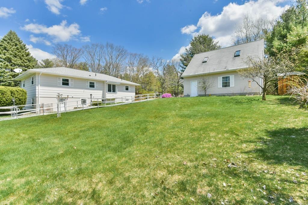 126 Putnam Road Holden, MA 01520 - Photo 10 of 33