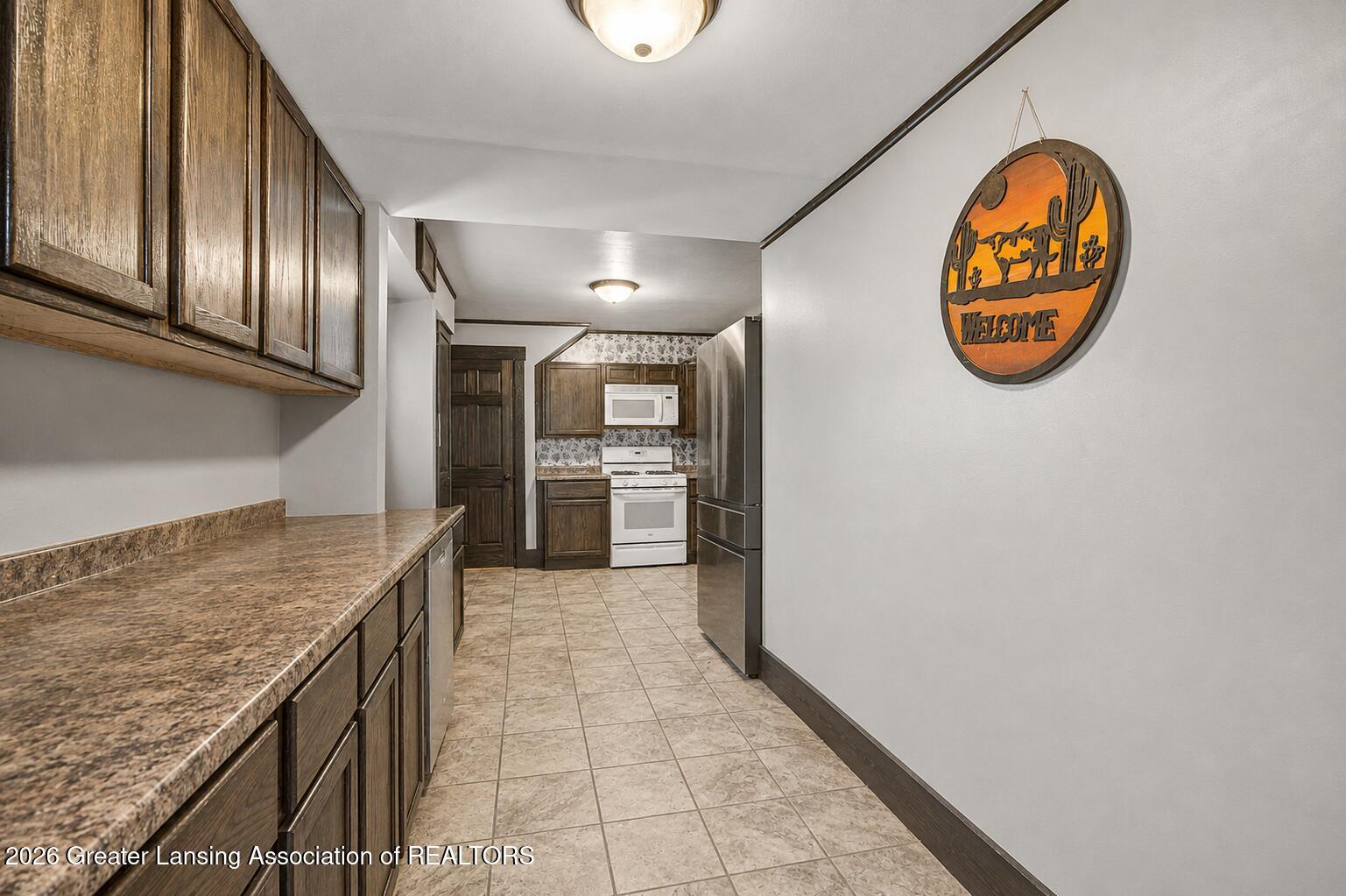 300 Dexter Road Eaton Rapids, MI 48827 - Photo 10 of 27