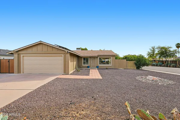 $449,900 | 2501 East Dahlia Drive, Phoenix, AZ 85032