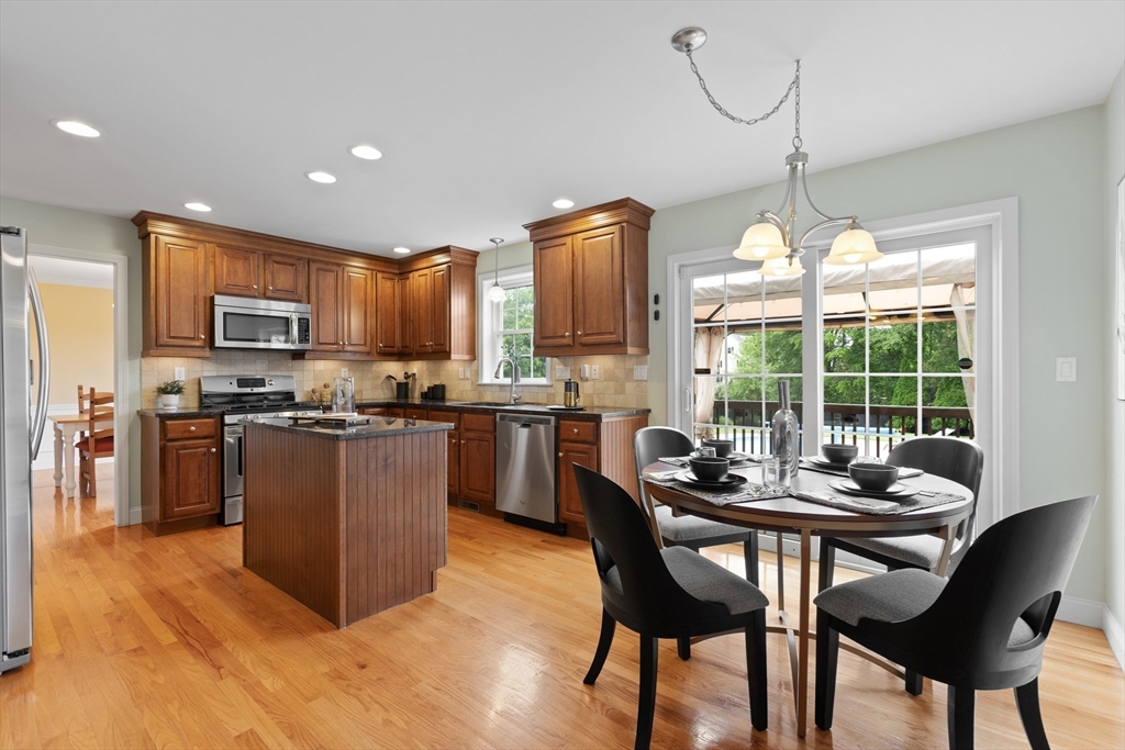 74 Muller Road Burlington, MA 01803 - Photo 10 of 38 Gallery Image 10