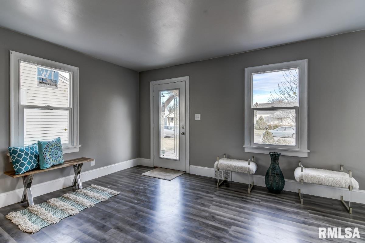 412 Kern Street Springfield, IL 62703 - Photo 6 of 37