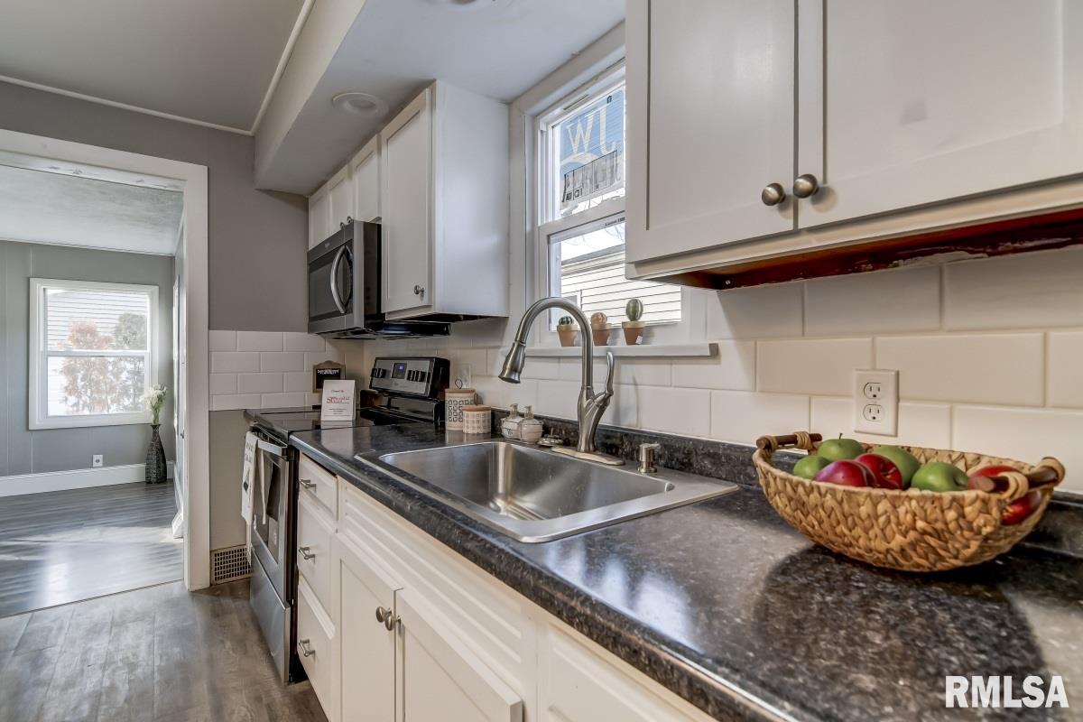 412 Kern Street Springfield, IL 62703 - Photo 10 of 37
