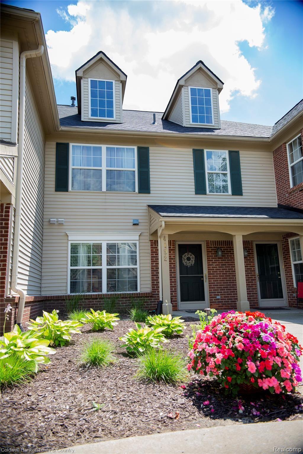 4192 Hampton Ridge Boulevard Howell, MI 48843 - Photo 1 of 15 Welcome Home