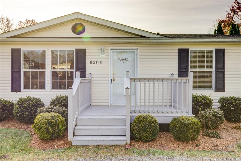 4204 Wilson Switch Road Borden, IN 47106 - Photo 4 of 50 Gallery Image 4