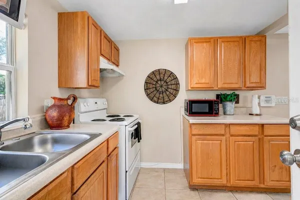 $315,000 | 595 3rd Street, Oviedo, FL 32765