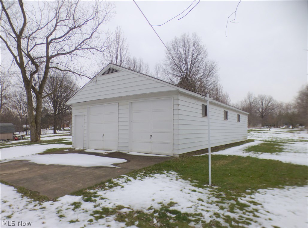 28846 Eddy Road Wickliffe, OH 44092 - Photo 14 of 15 Gallery Image 14