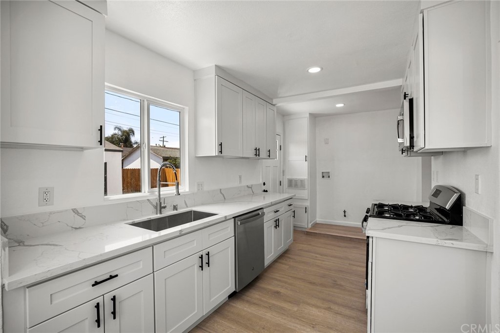 900 West Brazil Street Compton, CA 90220 - Photo 14 of 34