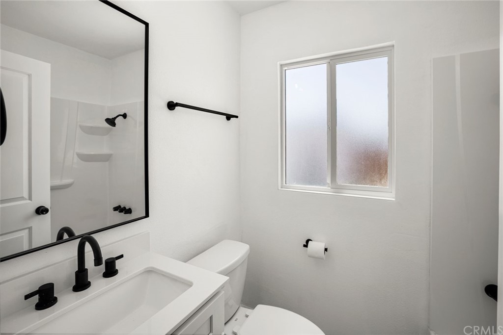 900 West Brazil Street Compton, CA 90220 - Photo 22 of 34