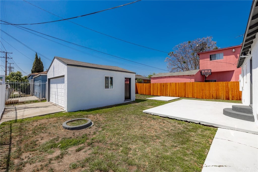 900 West Brazil Street Compton, CA 90220 - Photo 26 of 34